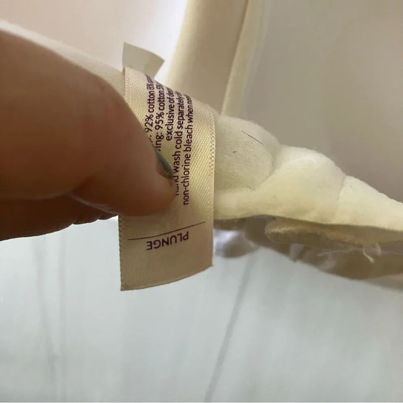 Cacique Plunge Bra White 40F‎ - Picture 4 of 4